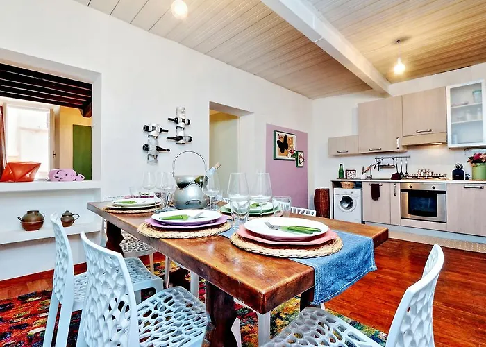 Mariposa Apartment